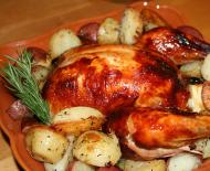 Курица с картошкой в духовке рецепты с фото